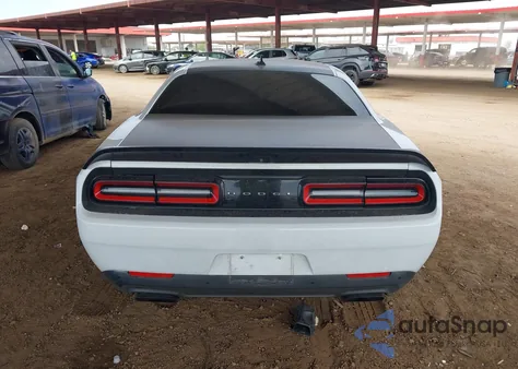 2018 Dodge Challenger Srt Hellcat Widebody z USA, uszkodzony, nr VIN 2C3CDZC96JH138272